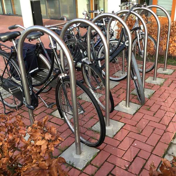 Cykelparkering til ethvert behov | Enkel og sikker ladcykelparkering | Buet cykellæn | image #6 |  