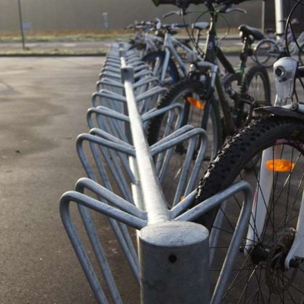 Ny cykelparkering hos Rybners Gymnasium i Esbjerg.