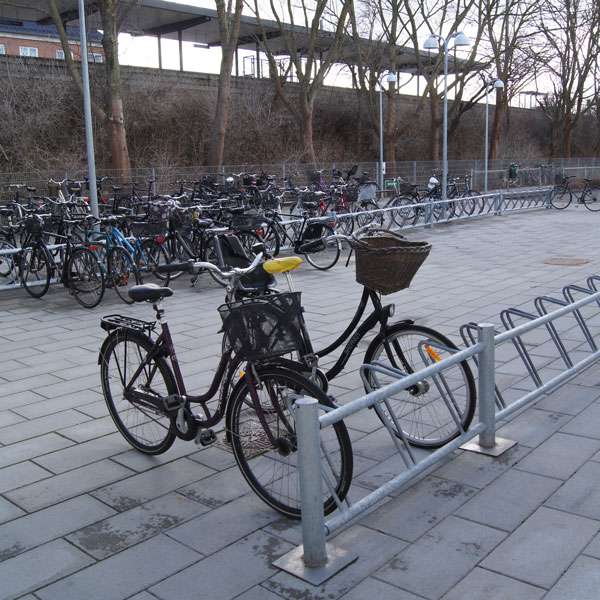 Cykelparkering til ethvert behov | Cykelstativer til skråparkering | Falco-DK enkeltsidet cykelstativ | image #2 |  