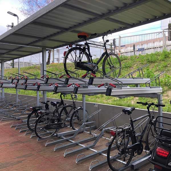 Cykelparkering til ethvert behov | Pladsbesparende cykelparkering | FalcoLevel Premium+, cykelparkering i 2 etager | image #3 |  
