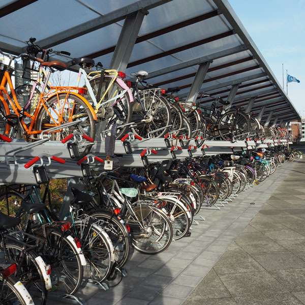 Cykelparkering til ethvert behov | Pladsbesparende cykelparkering | FalcoLevel Premium+, cykelparkering i 2 etager | image #11 |  