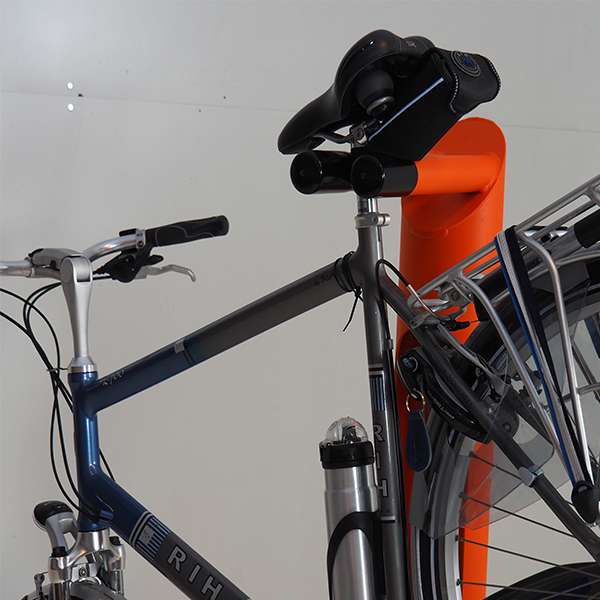 Cykelparkering til ethvert behov | Skab bedre vilkår for cyklisme | FalcoFix 2.0 cykelreparationssøjle | image #7 |  