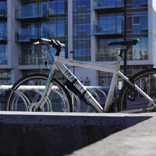 Cykelparkering til ethvert behov | Find professionelt cykelstativ hos Falco | FalcoScandi enkeltsidet cykelparkering | image #4 |  