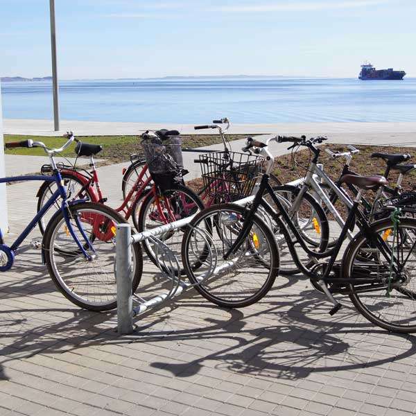Cykelparkering til ethvert behov | Find professionelt cykelstativ hos Falco | FalcoScandi dobbeltsidet cykelparkering | image #2 |  