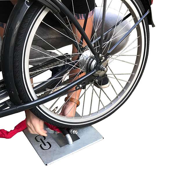 Cykelparkering til ethvert behov | Enkel og sikker ladcykelparkering | Fastlåsningsbøjlen FalcoLoop | image #10 |  