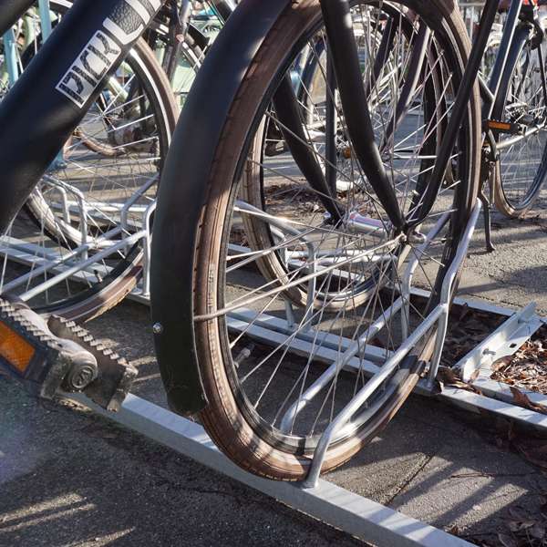Cykelparkering til ethvert behov | Find professionelt cykelstativ hos Falco | FalcoSound enkeltsidet cykelstativ | image #7 |  
