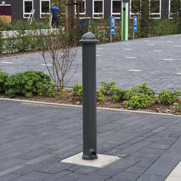 Gademøbler | Trafikprodukter | Aftagelig Bowler pullert Ø90 - Trekantnøgle| Gademøbler | Trafikprodukter | Aftagelig Bowler pullert Ø90 - Trekantnøgle | image #9 |