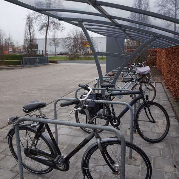 Overdækket cykelparkering til Alprokon