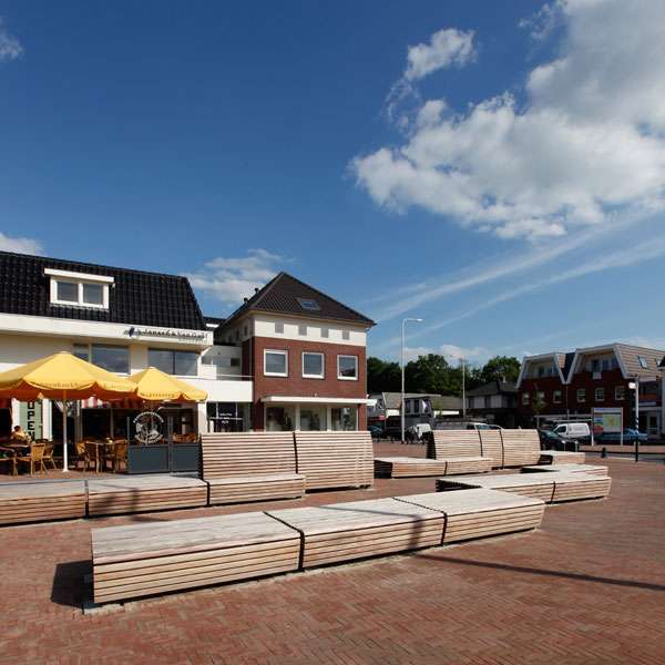 straatmeubilair parkbank buitenbank zitbank zitelement tapis du bois