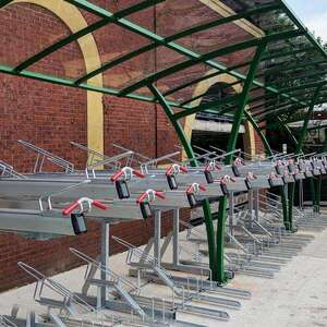 Etagecykelparkering til Rickmansworth Station vest for London