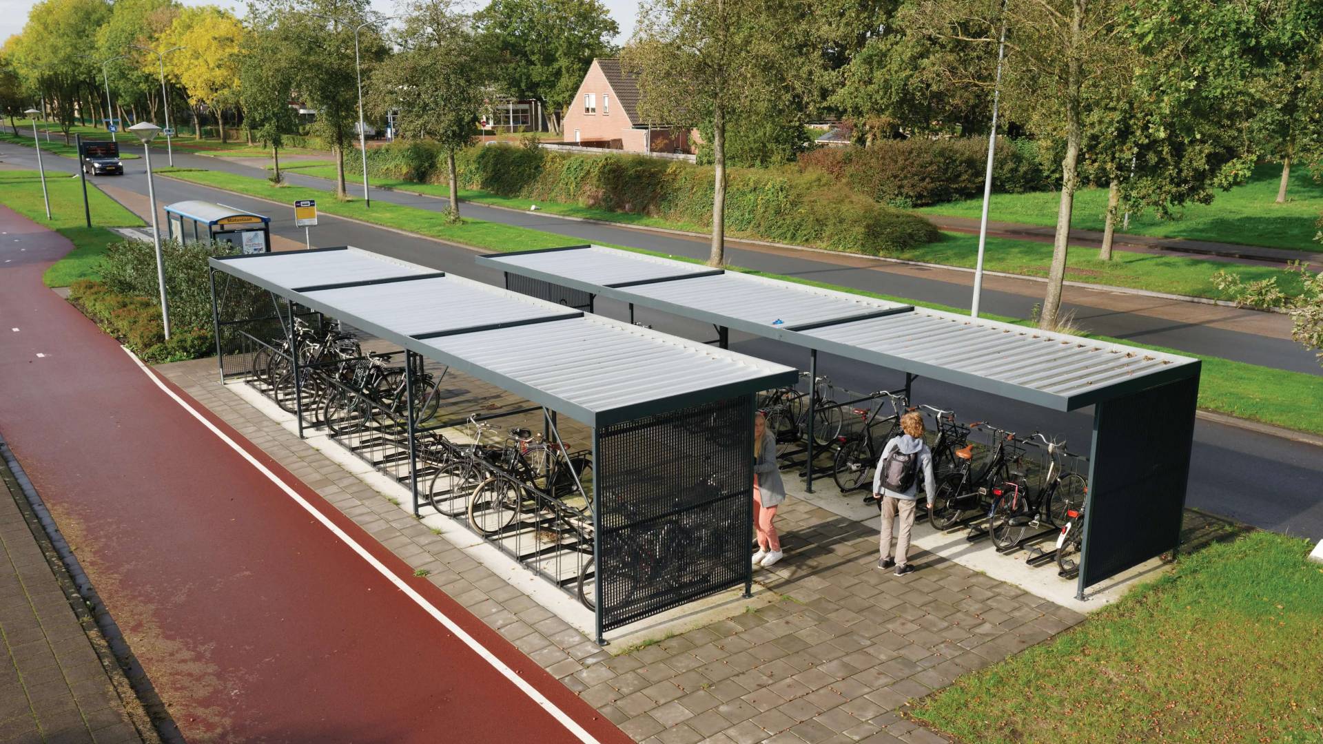 Fietsoverkapping bushaltes Roden