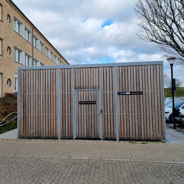 Danske Banks ansatte cykler på arbejde