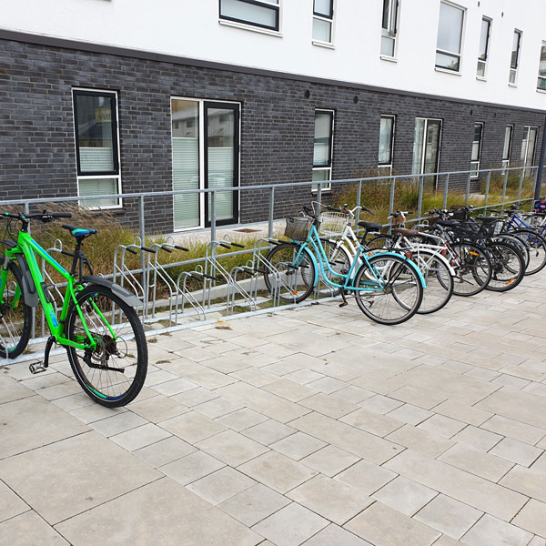 Cykelparkering ved havnefronten i Nørresundby