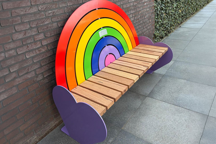 Når en idé fra et barn bliver til en bænk i virkeligheden