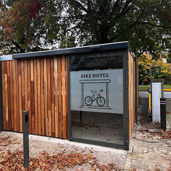 FalcoLok cykeloverdækning til hotelprojekt i Holland