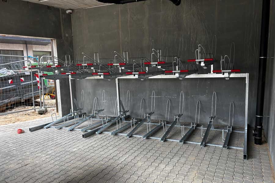 162 etagecykelparkeringspladser – tilpasset rummet