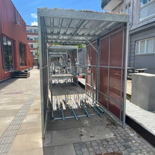 Effektiv og pladsbesparende cykelparkering hos NØAS, Amager