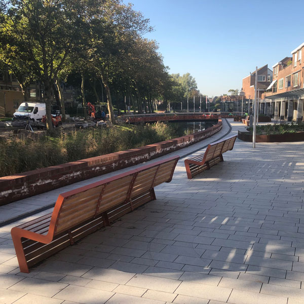 FalcoLinea bænk med ryglæn