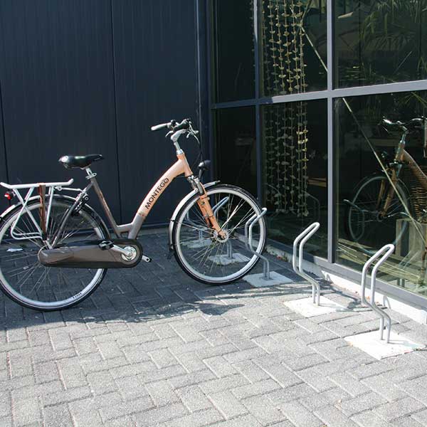 Falco F-7 / F-8 — fritstående cykelklemmer til fleksibel og enkel cykelparkering